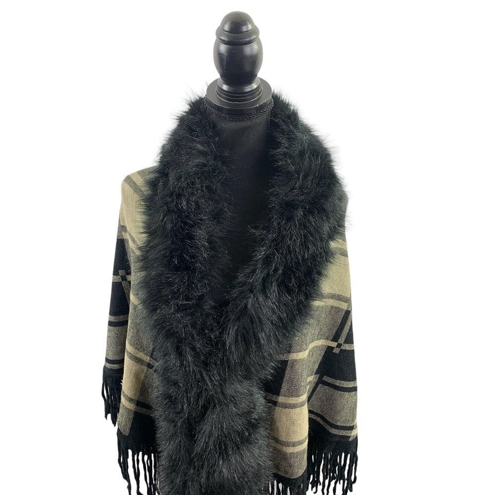 Women's Black & Tan Fuzzy Neck Cape - Picture 5 of 5
